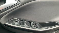 Ford Focus 1.0 EcoBoost 125 Titanium 5dr Petrol Hatchback